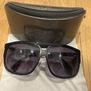 Alexander McQueen EXCELLENT condition sunglasses